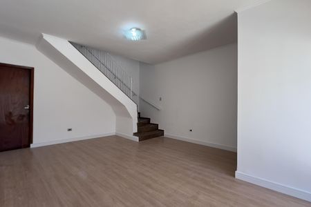 Sala de casa à venda com 4 quartos, 145m² em Vila Adelaide Perella, Guarulhos