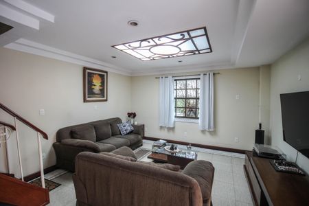 Sala de casa de condomínio para alugar com 4 quartos, 199m² em Centro, Nova Iguaçu