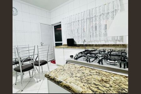 Casa à venda com 2 quartos, 199m² em Vila Alati, Jundiaí