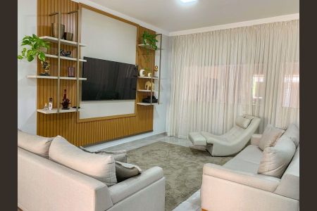 Casa à venda com 3 quartos, 203m² em Jardim Marambaia, Jundiaí