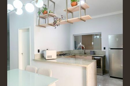 Casa à venda com 3 quartos, 203m² em Jardim Marambaia, Jundiaí