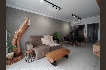 Casa à venda com 3 quartos, 229m² em Ponte Sao Joao, Jundiaí