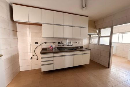 Apartamento à venda com 4 quartos, 180m² em Moema, São Paulo