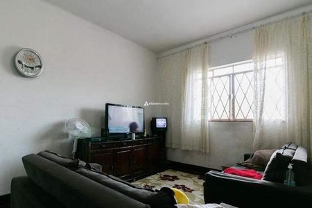 Casa à venda com 3 quartos, 180m² em Vila Carrão, São Paulo