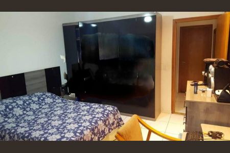 Casa à venda com 3 quartos, 160m² em Vila Bertioga, São Paulo