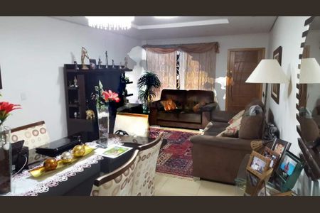 Casa à venda com 3 quartos, 160m² em Vila Bertioga, São Paulo