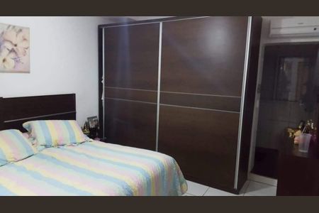 Casa à venda com 3 quartos, 160m² em Vila Bertioga, São Paulo