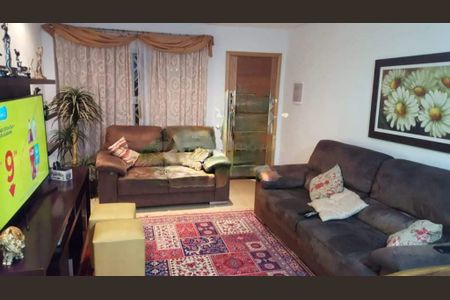 Casa à venda com 3 quartos, 160m² em Vila Bertioga, São Paulo