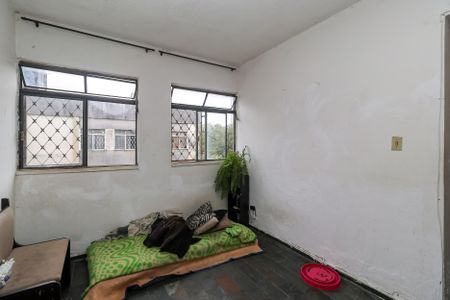 Sala de apartamento à venda com 2 quartos, 75m² em Santa Terezinha, Belo Horizonte
