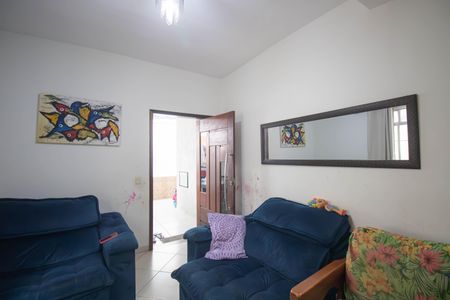 Sala de casa para alugar com 2 quartos, 80m² em Porto Novo, São Gonçalo