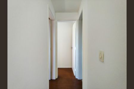 Corredor de apartamento à venda com 3 quartos, 75m² em Maracanã, Rio de Janeiro