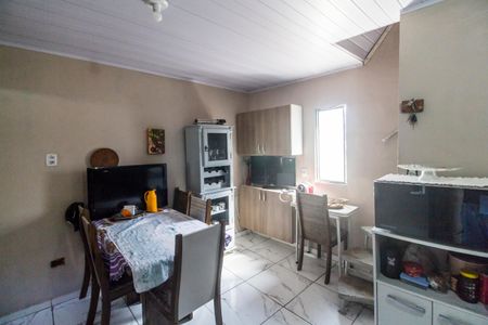 Sala de casa para alugar com 2 quartos, 86m² em Jardim Bom Sucesso, Carapicuíba