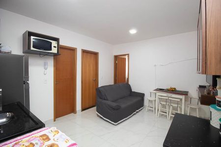 Sala / Cozinha de kitnet/studio à venda com 1 quarto, 31m² em Vila Leonor, São Paulo