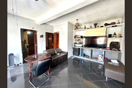 Sala de casa para alugar com 3 quartos, 150m² em Jardim Santa Francisca, Guarulhos