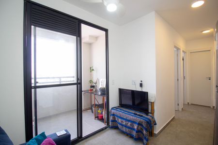 Sala de apartamento para alugar com 2 quartos, 34m² em Moinho Velho, São Paulo