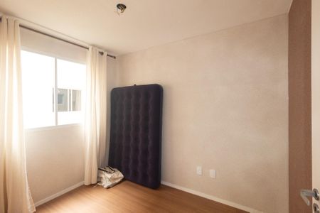 Quarto 2 de apartamento para alugar com 2 quartos, 42m² em Guaratiba, Rio de Janeiro