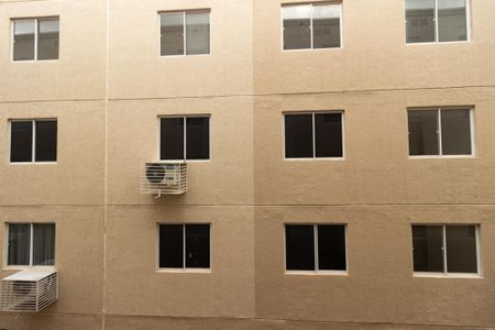 Vista do Quarto 1 de apartamento para alugar com 2 quartos, 42m² em Guaratiba, Rio de Janeiro