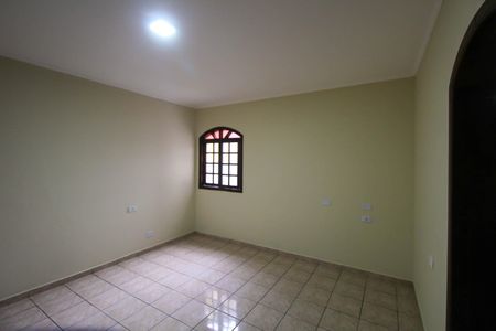 Sala de casa para alugar com 3 quartos, 200m² em Jardim Santa Adelia, São Paulo