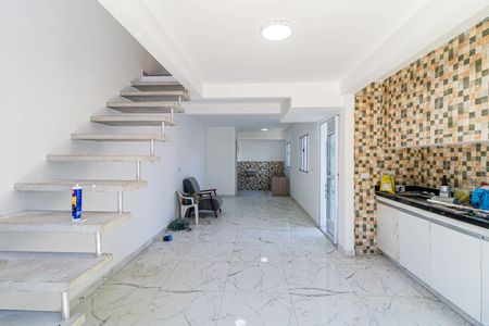 Sala de casa para alugar com 2 quartos, 120m² em Jaguaré, São Paulo