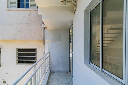 Sala - Varanda de casa para alugar com 2 quartos, 120m² em Jaguaré, São Paulo