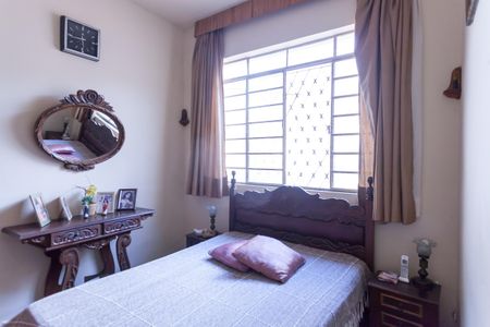 quarto 1 de casa à venda com 3 quartos, 147m² em Floresta, Belo Horizonte