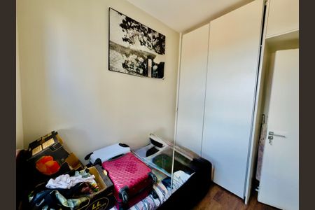 Quarto 2 de apartamento à venda com 2 quartos, 60m² em Nova Cachoeirinha, Belo Horizonte