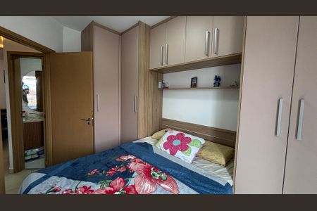 Quarto 1 de apartamento à venda com 2 quartos, 51m² em Parque Bandeirante, Santo André