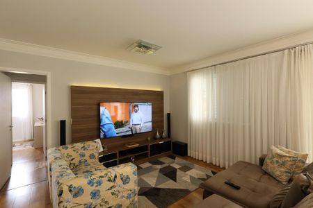 Sala de Estar de apartamento à venda com 3 quartos, 124m² em Jardim Consorcio, São Paulo