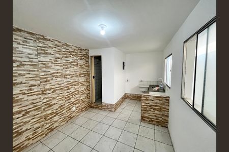 Sala/Cozinha de casa de condomínio para alugar com 2 quartos, 40m² em Vila Bandeirantes, São Paulo