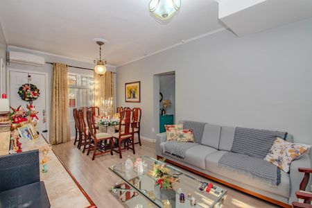 Sala de casa à venda com 7 quartos, 342m² em Passo D’areia, Porto Alegre