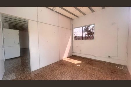 Casa para alugar com 3 quartos, 180m² em Colonial, Contagem