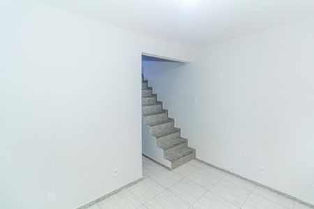 Sala de casa para alugar com 2 quartos, 70m² em Campinho, Rio de Janeiro