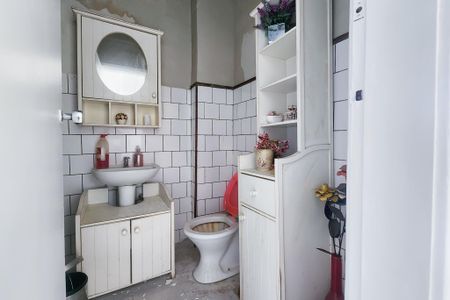 Banheiro de kitnet/studio para alugar com 1 quarto, 30m² em Centro, Rio de Janeiro