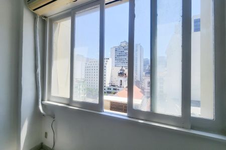 Quarto de kitnet/studio para alugar com 1 quarto, 30m² em Centro, Rio de Janeiro