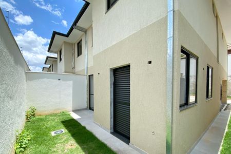 Área privativa de casa de condomínio à venda com 3 quartos, 120m² em São Luiz, Belo Horizonte