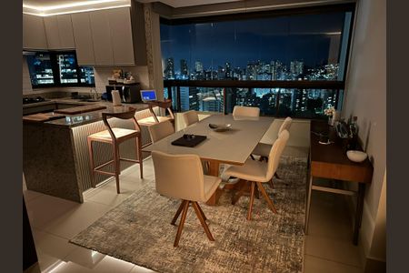 Sala de apartamento à venda com 2 quartos, 82m² em Vila Castela, Nova Lima