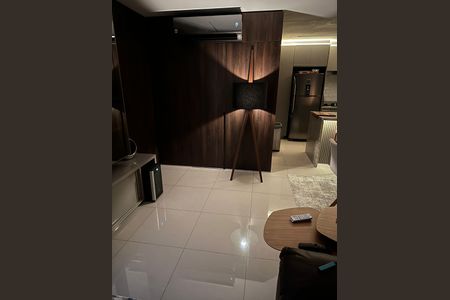 Sala de apartamento à venda com 2 quartos, 82m² em Vila Castela, Nova Lima