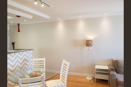 Sala de apartamento à venda com 3 quartos, 70m² em Jaguaré, São Paulo