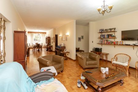 Sala de casa para alugar com 4 quartos, 370m² em Vila Elvira, São Paulo