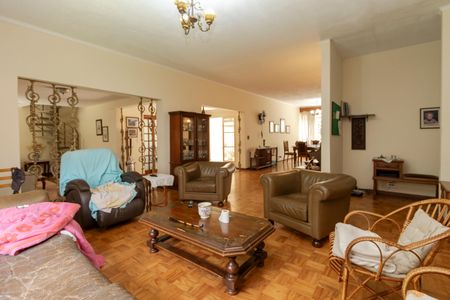 Sala de casa para alugar com 4 quartos, 370m² em Vila Elvira, São Paulo