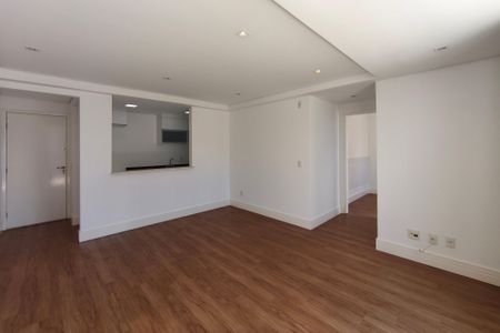 Sala de apartamento para alugar com 1 quarto, 67m² em Cambuí, Campinas