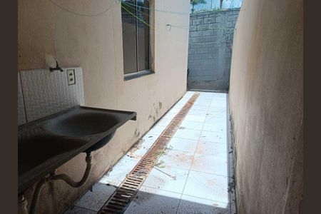Casa de Condomínio para alugar com 3 quartos, 53m² em Colonial, Contagem
