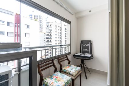 Varanda de kitnet/studio para alugar com 1 quarto, 25m² em Pompeia, São Paulo