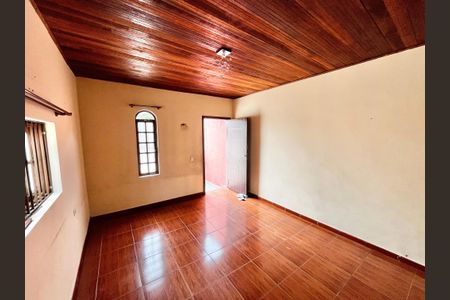 Sala de casa à venda com 7 quartos, 375m² em Vila Dionisia, São Paulo