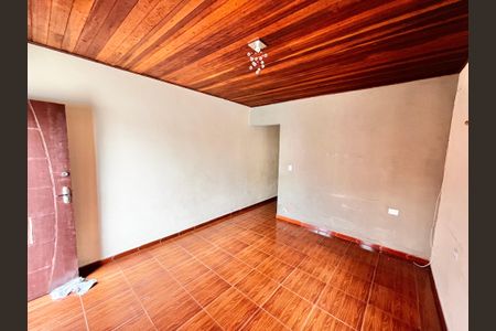 Sala de casa à venda com 7 quartos, 375m² em Vila Dionisia, São Paulo