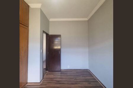 Casa para alugar com 4 quartos, 184m² em Flamengo, Contagem