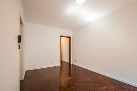 Sala de apartamento para alugar com 3 quartos, 83m² em Jardim São Pedro, Porto Alegre