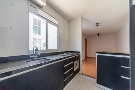 Cozinha de apartamento para alugar com 2 quartos, 50m² em Cecília, Viamão