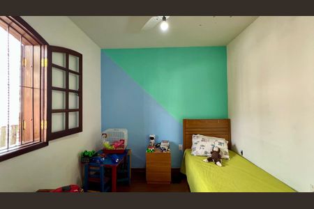 quarto de casa à venda com 3 quartos, 330m² em Colégio Batista, Belo Horizonte