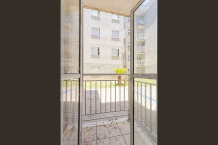 Sacada de apartamento à venda com 2 quartos, 49m² em Metalúrgicos, Osasco